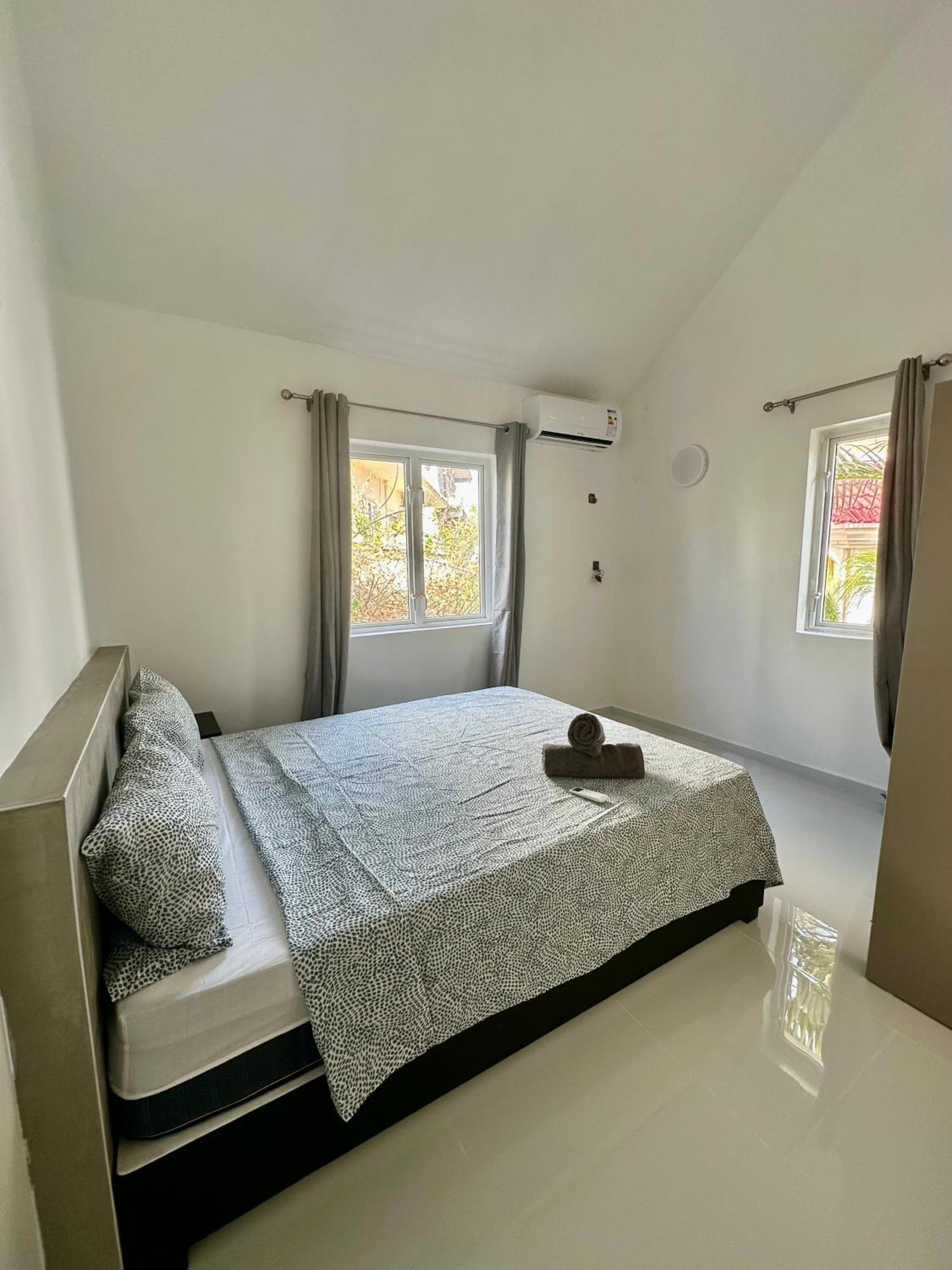 Beachfront Villa In A Beautiful And Secured Complex Flic-en-Flacq Camera foto